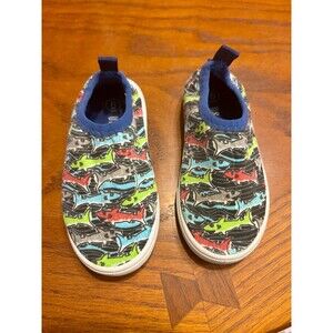 Boys US SPORTS Shark Shoes - Size 6 - Super Cute